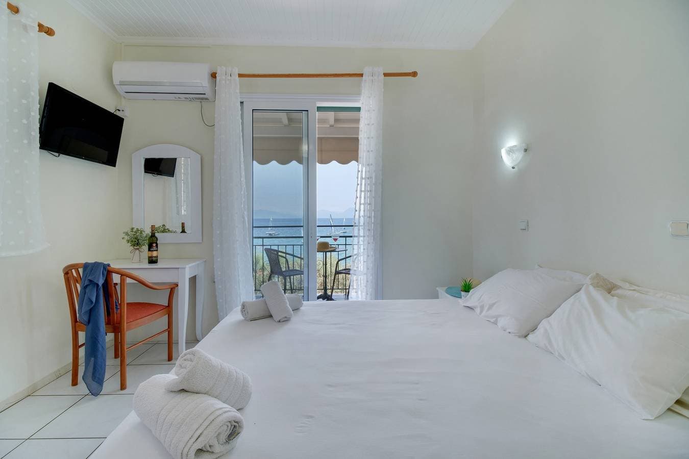 Foto 7 von 19: Zimmer 'S9 Room' mit Meerblick, WLAN und Klimaanlage