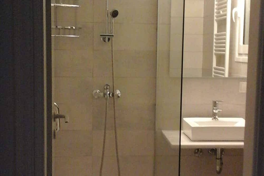 Foto 10 von 30: Schöne 77m2 komplett renovierte Wohnung für 4 Personen