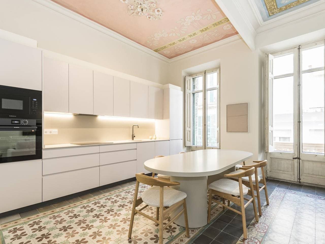 Foto 3 von 46: Ferienwohnung für 5 Personen mit Balkon/Terrasse