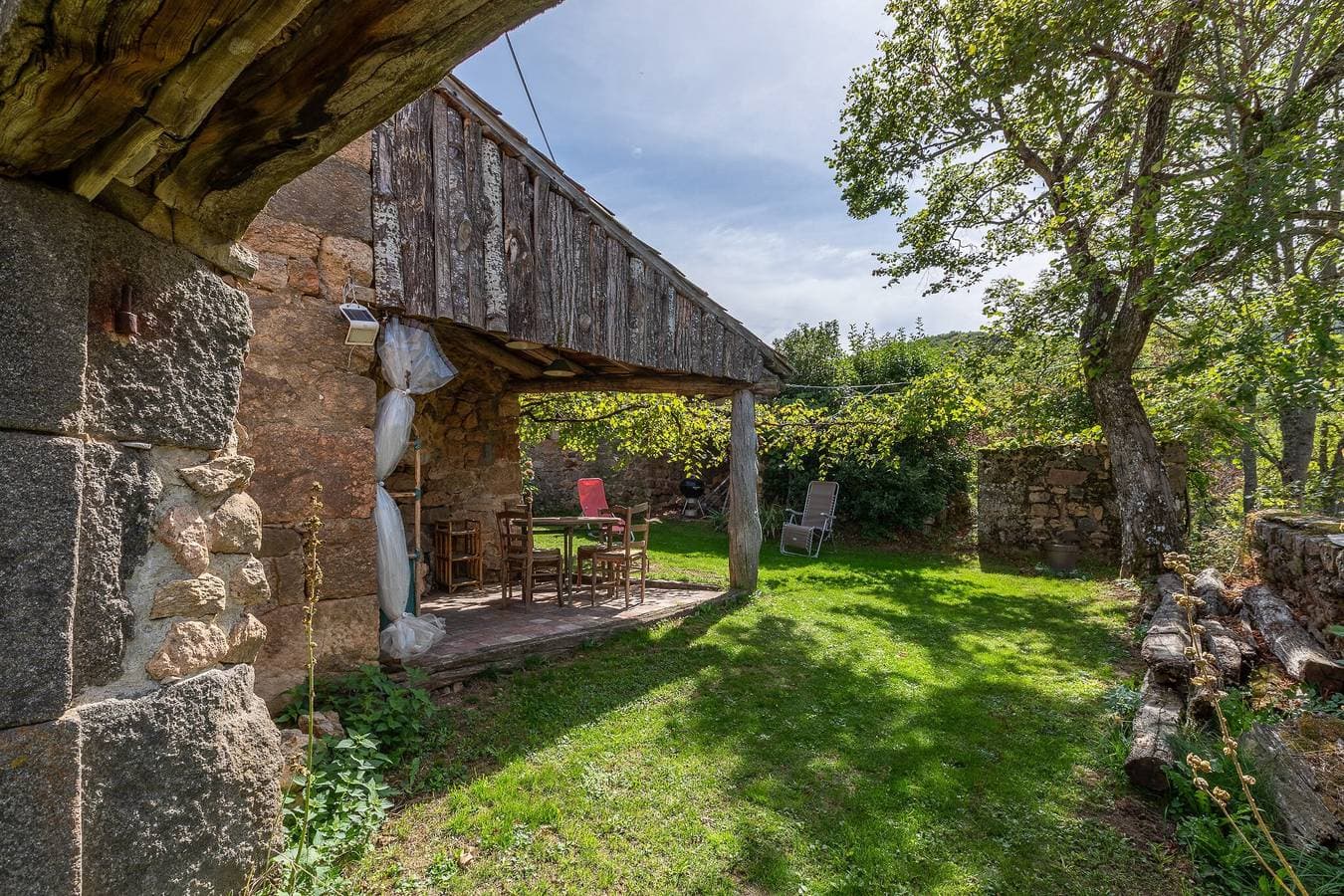 Foto 2 von 20: Ferienhaus 'La Treille' mit Bergblick und WLAN