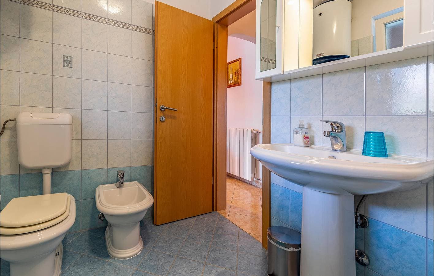 Foto 13 von 23: Gemütliche Ferienwohnung mit Pool, WLAN und Parkplatz, nur 2,5 km vom Strand entfernt