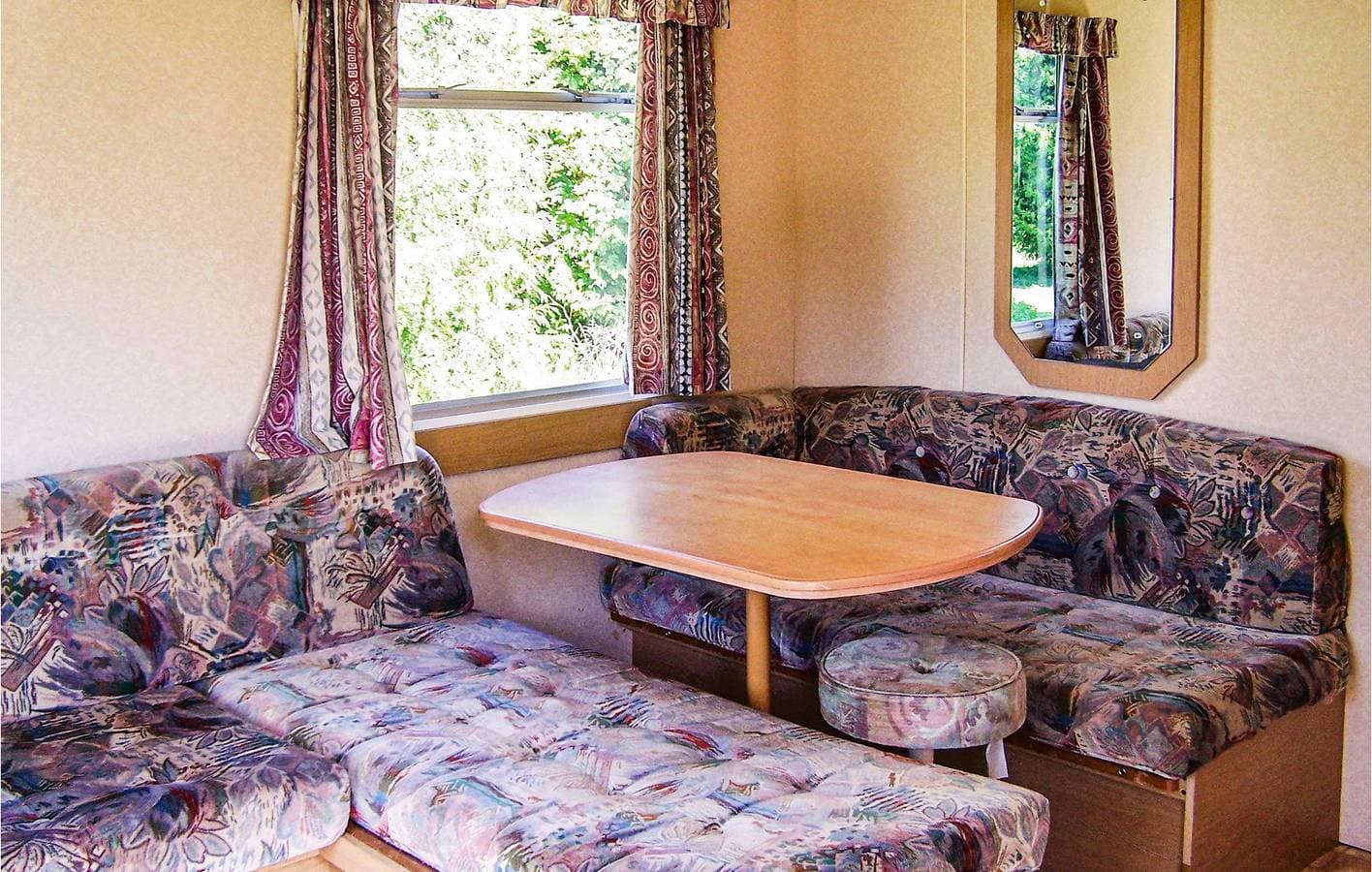 Foto 6 von 16: Wohnwagen für 4 Personen mit Terrasse