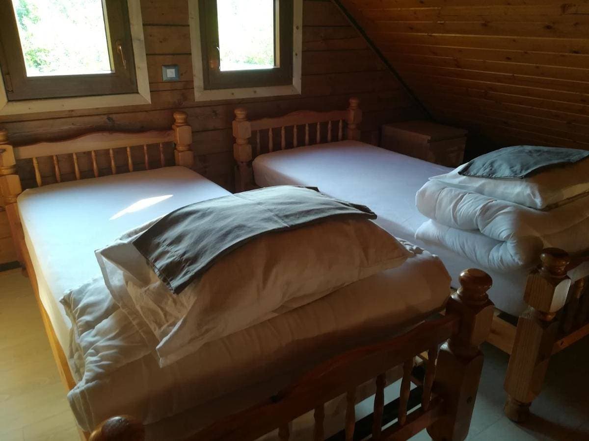 Foto 2 von 11: Two-Bedroom Chalet