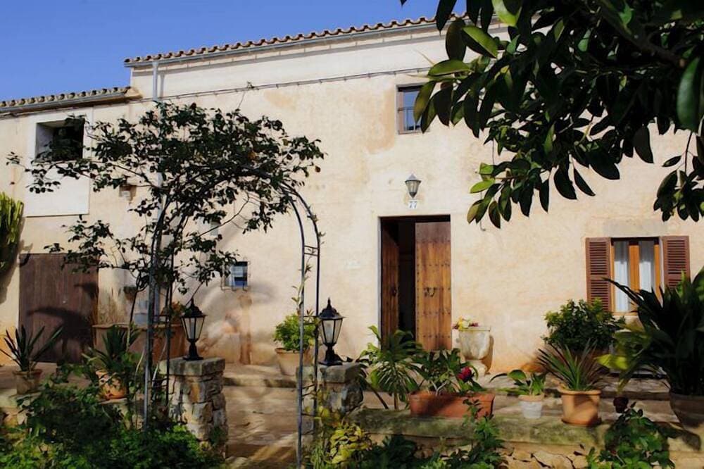 Foto 13 von 30: Cavea Charmante mallorquinische Finca, Klima, Wifi , kindersicherer Pool