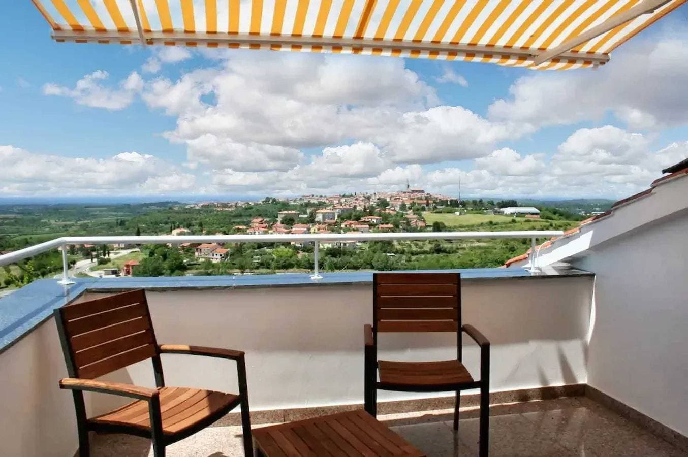 Foto 4 von 31: Familienvilla in Buje mit Pool und Meerblick