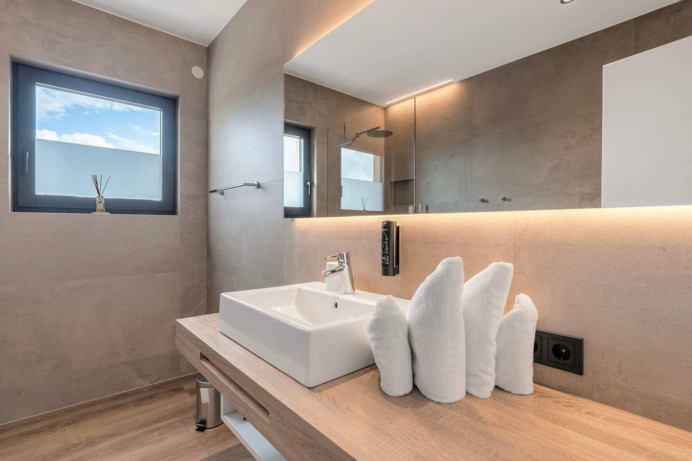 Foto 12 von 25: Apartment Weingut Gasshof Alma mit Bergblick, Pool und Sauna