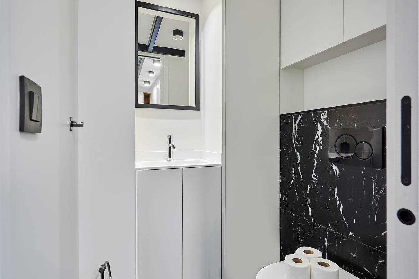 Foto 13 von 16: Charming Duplex Loft - Paris City Center