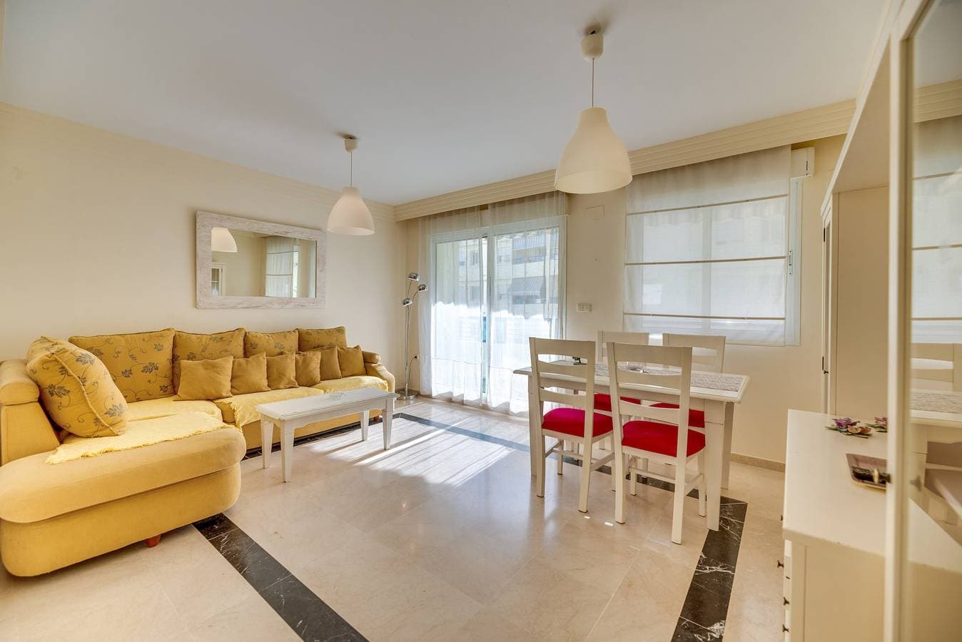 Foto 4 von 24: Ferienwohnung "Banana" mit Meerblick, Gemeinschaftspool und Klimaanlage