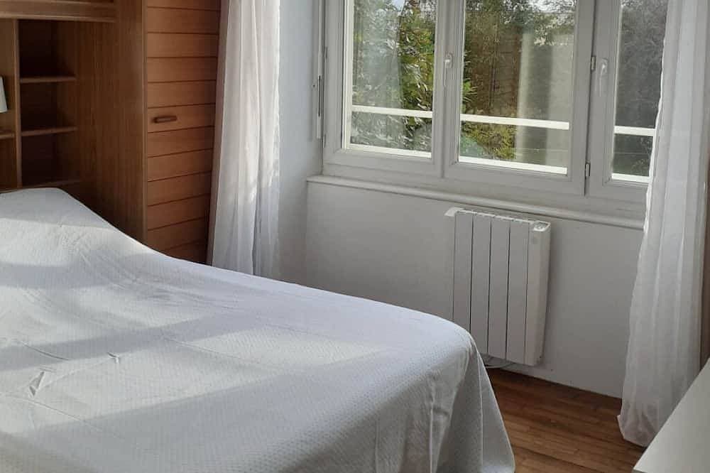 Foto 2 von 6: Agréable Appartement Dans Résidence Avec Jardin Très Proche des Commodités
