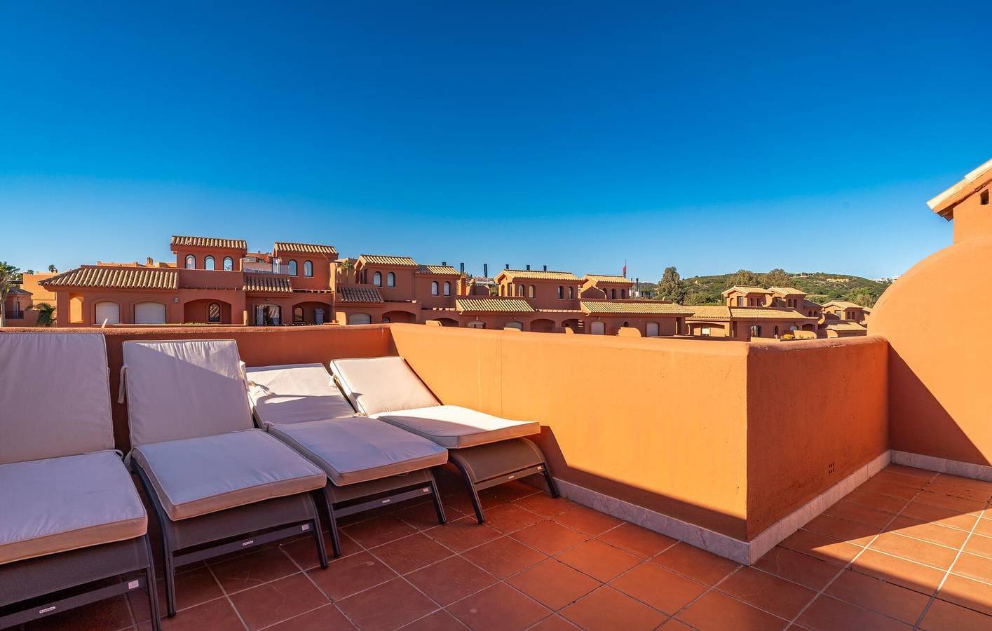 Foto 11 von 18: Ruhige Wohnung mit Pool, Terrasse & AC in der Nähe von Playa Costa Natura