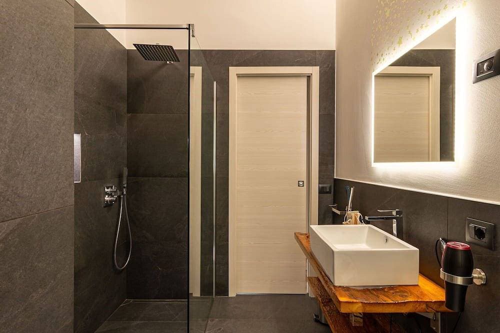 Foto 13 von 30: Angenehme Wohnung für 8 Leute mit  W-Lan, TV und Innenhof