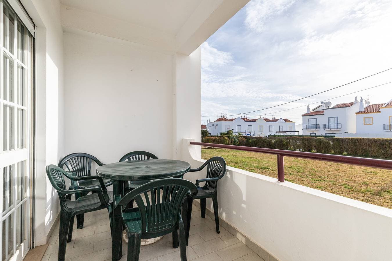 Foto 2 von 20: 1 bedroom apartment 300m from Praia da Lota by AlgarveManta (2T1)