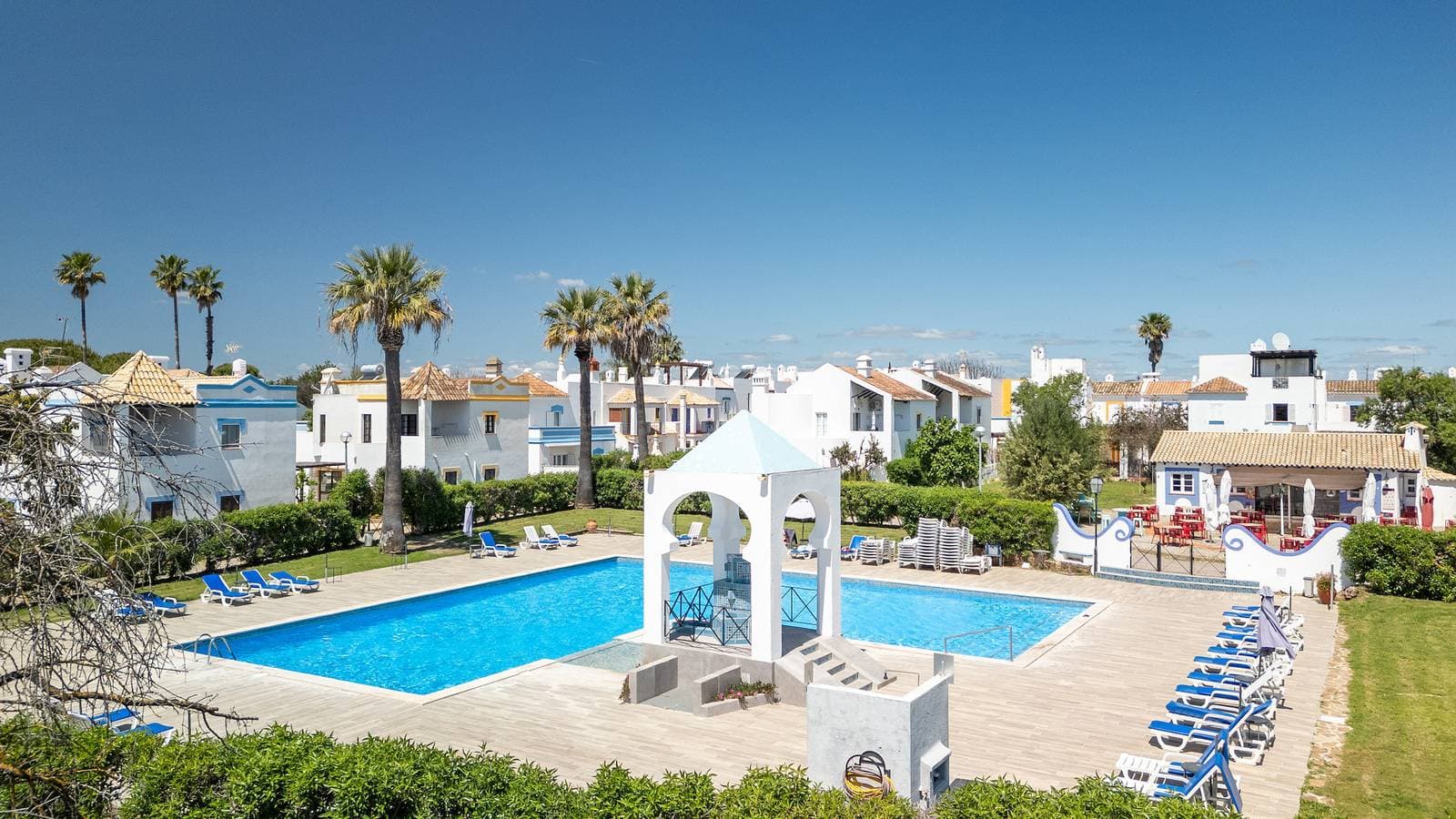 Quinta Velha Oasis, Pool Resort 1