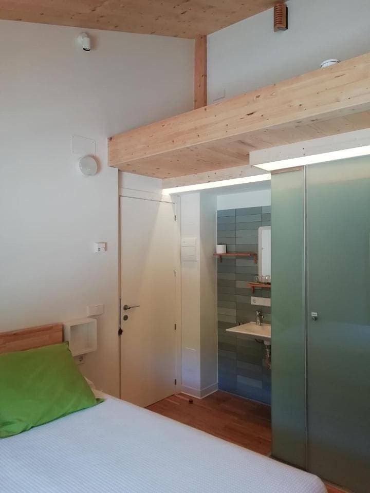 Foto 9 von 10: Double Room with Private Bathroom