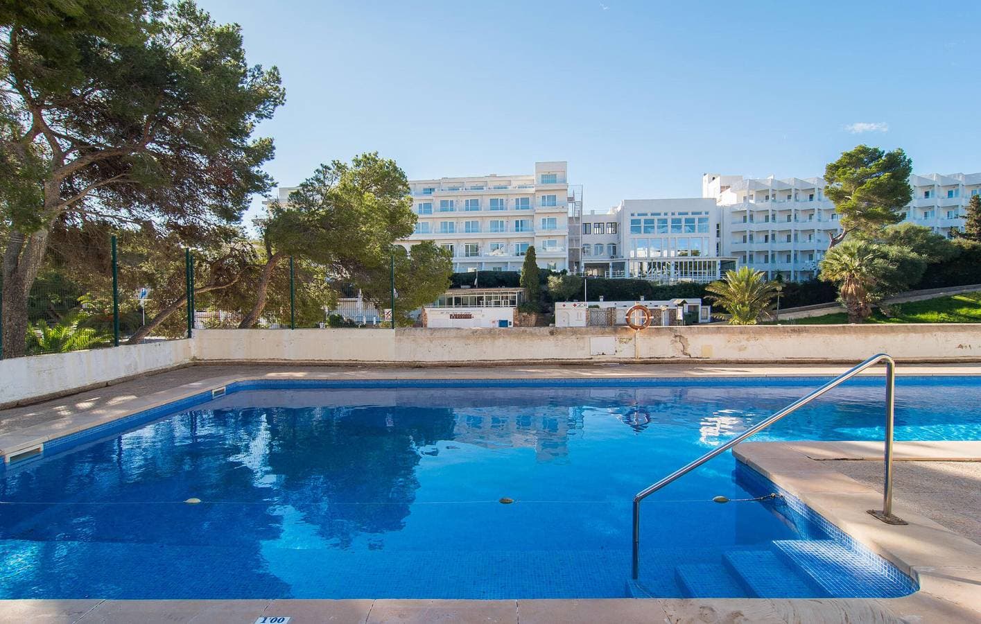 Foto 3 von 40: Haven am Meer mit Pool, Küche und WiFi bei Cala Mitjana