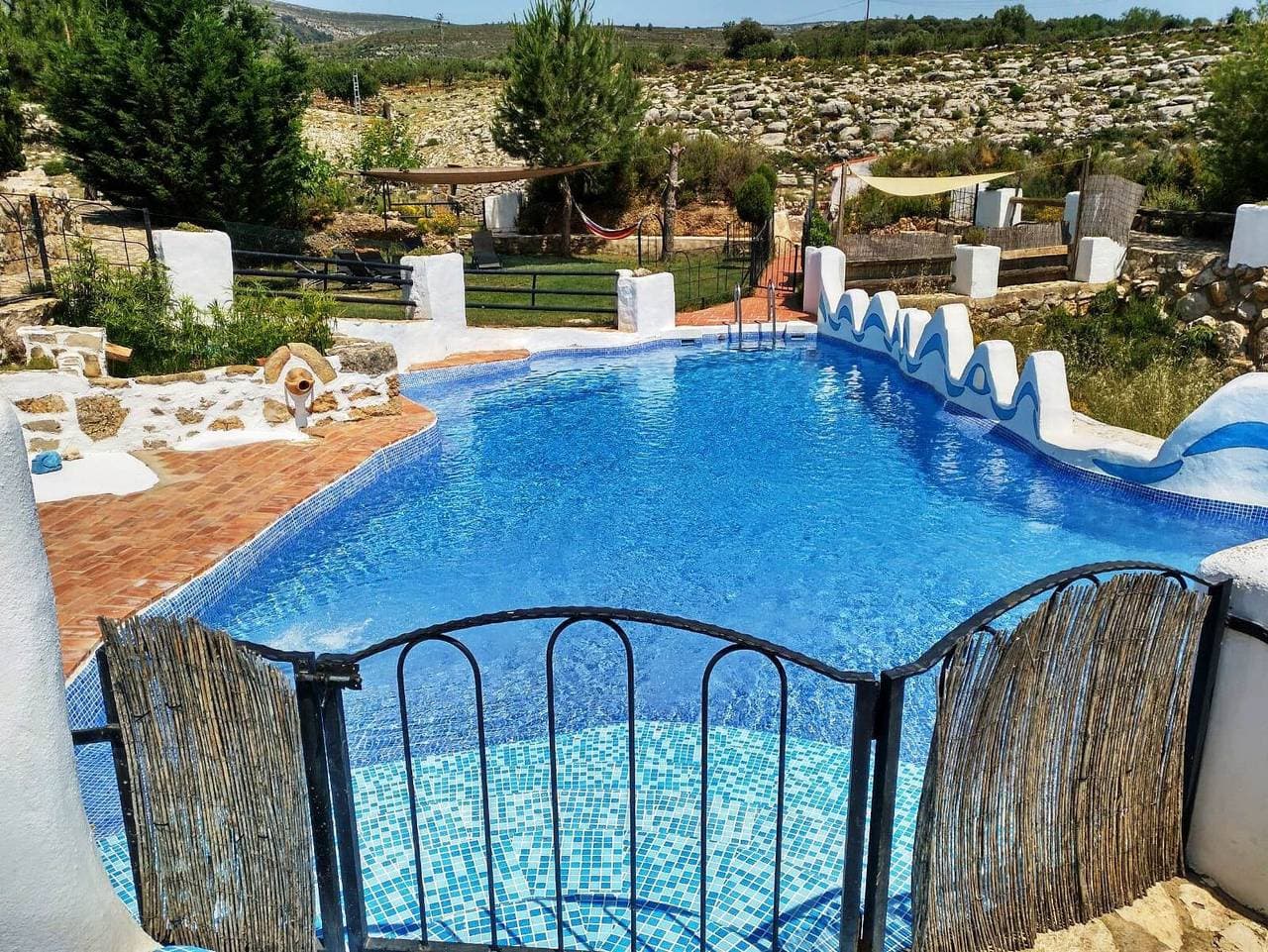 Foto 3 von 31: Ferienhaus 'El Cup' mit Bergblick, Gemeinschaftspool und privater Terrasse