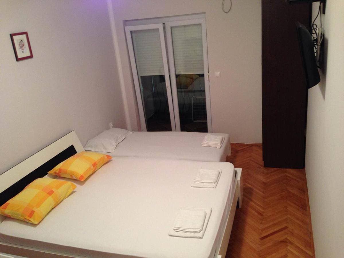 Foto 4 von 11: Studio with Balcony