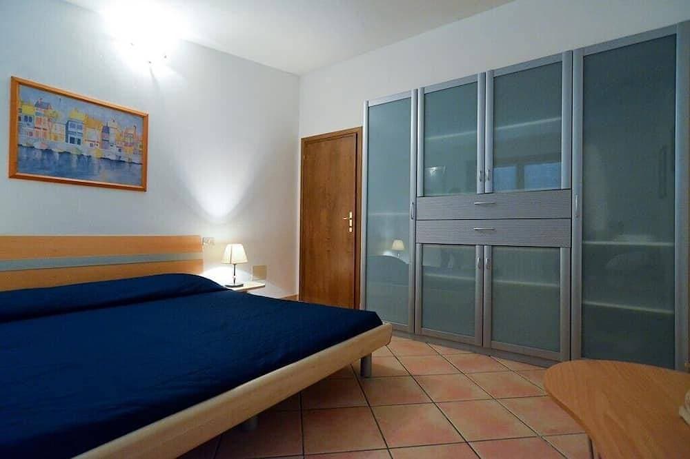 Foto 6 von 25: Unabhängige Wohnung im Erdgeschoss mit Garten, Parkplatz mit Meerblick, 4 Personen