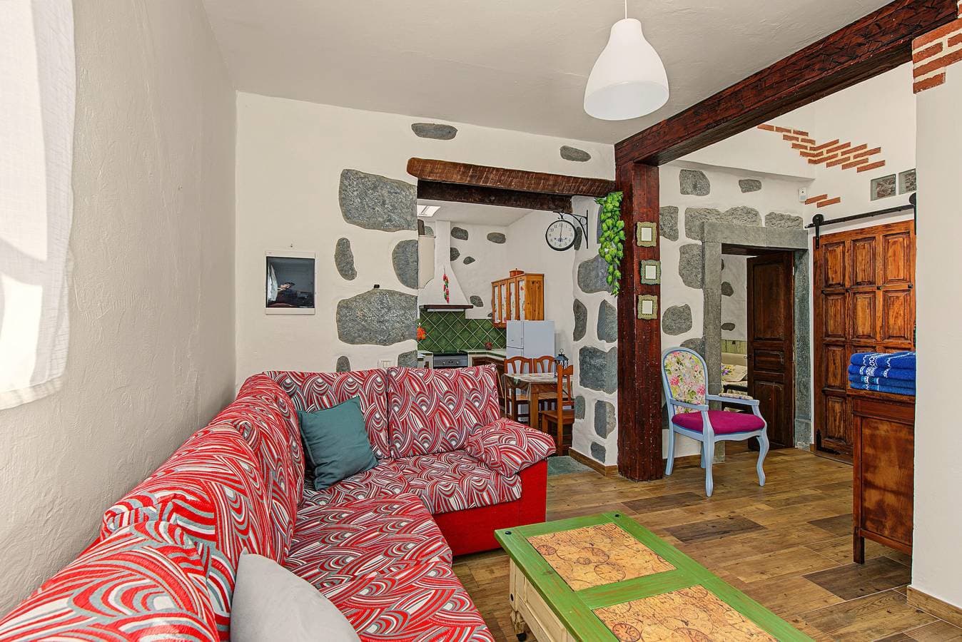 Foto 4 von 30: Ferienhaus 'Gloria' mit Bergblick, gemeinsamer Terrasse und WLAN