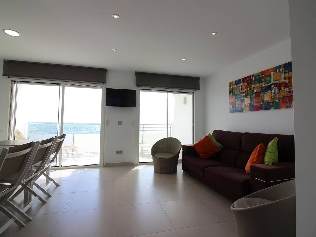 Foto 5 von 34: Designer-Ferienwohnung, direkt am Meer, mit Panorama-Blick, modernen Annehmlichkeiten und WLAN