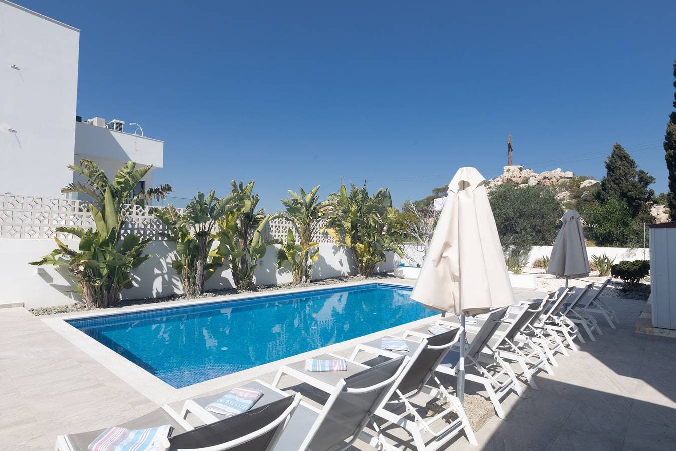 Foto 4 von 28: Villa für 10 Personen mit Garten