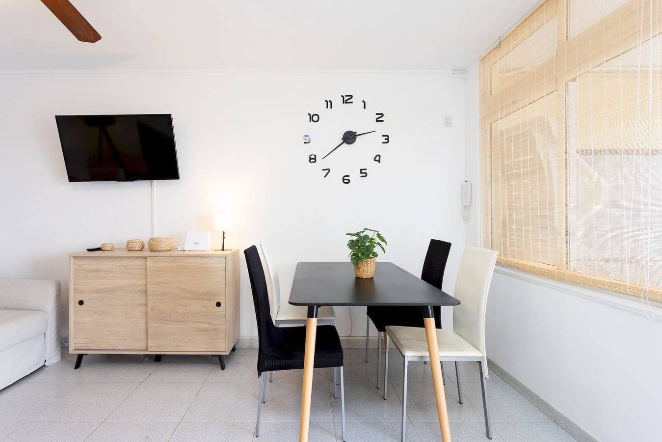 Foto 10 von 31: Ferienwohnung für 3 Personen mit Terrasse