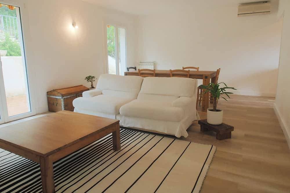 Foto 12 von 26: Large house 15 min from Aix en Provence and 30 min from Marseille and the beaches.
