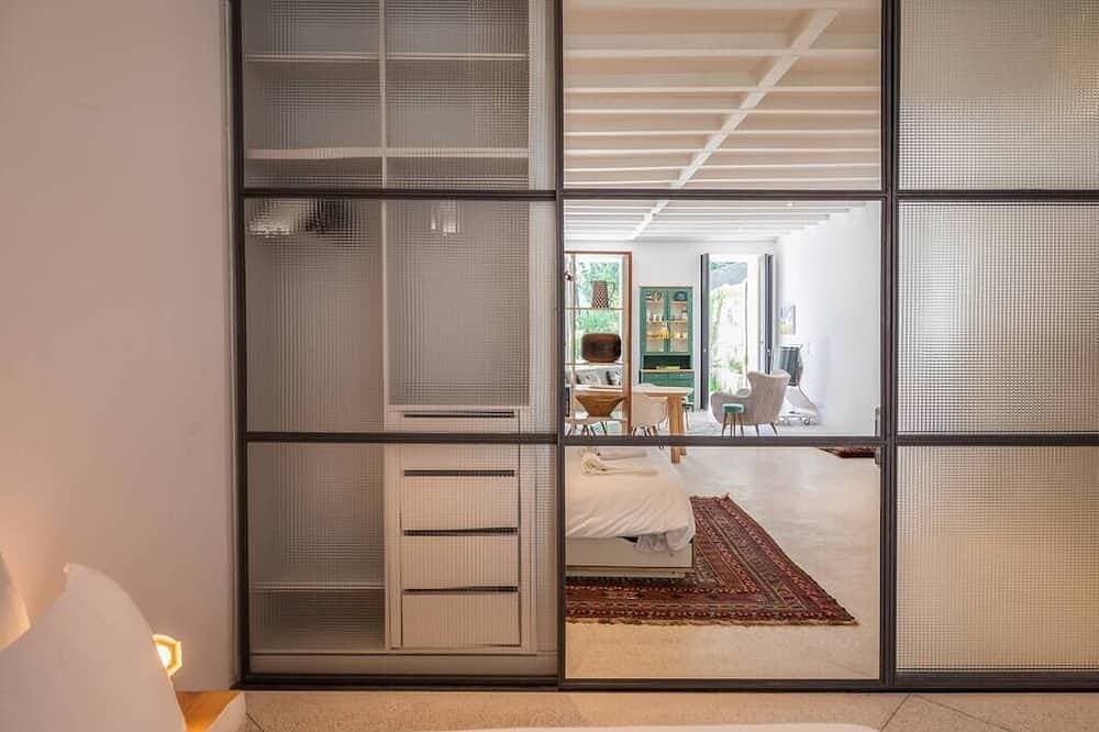 Foto 7 von 30: Gracy Porto - Charming apartment with terrace and garden located at Praça da Republica