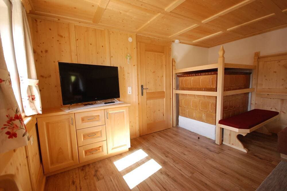 Foto 6 von 12: Gemütliches Ferienhaus mit Direktem Blick auf Maria-Luggau und die Berge