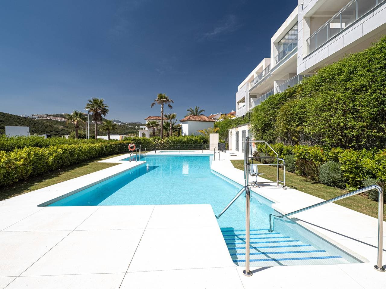 Casares Green Penthouse 2365 Golf & Luxury 1