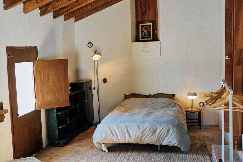 Foto 2 von 10: A hillside retreat with a pool and panoramic views your escape in rural Portugal