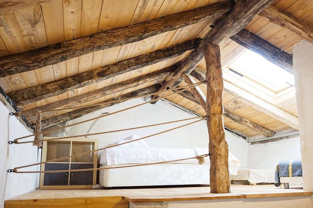 Foto 4 von 22: Gemütliches, ruhiges Steinhaus mit Pool und privatem Garten