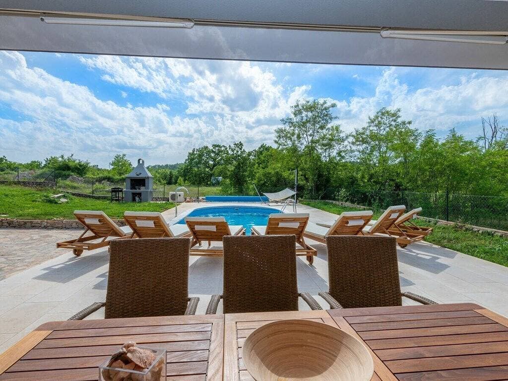 Foto 8 von 31: Villa in Labin mit Schwimmbecken