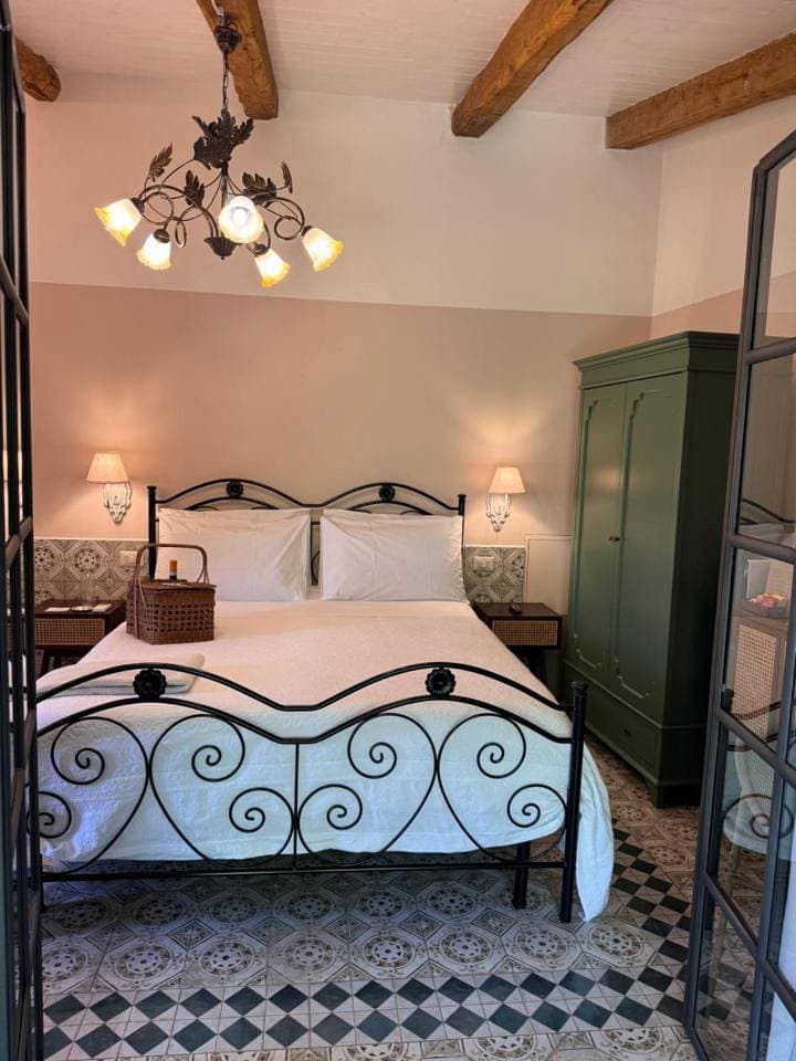 Foto 7 von 89: Double Room with Terrace