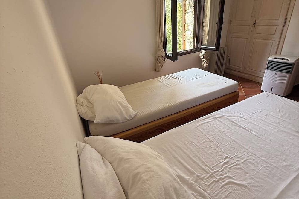 Foto 3 von 30: Comfortable sheepfold close to the beach and all amenities in an 8-hectare estate