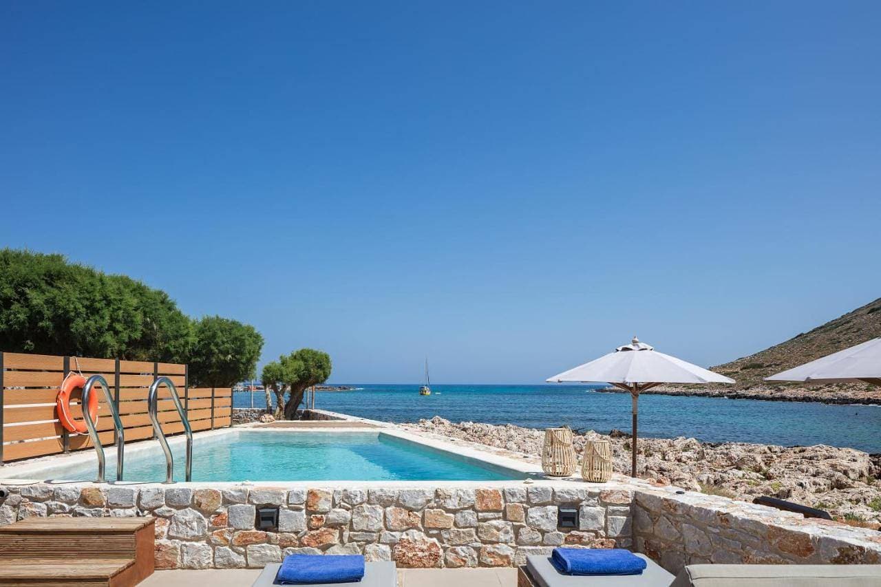 Villa Amina - On the Beach Living by etouri 1