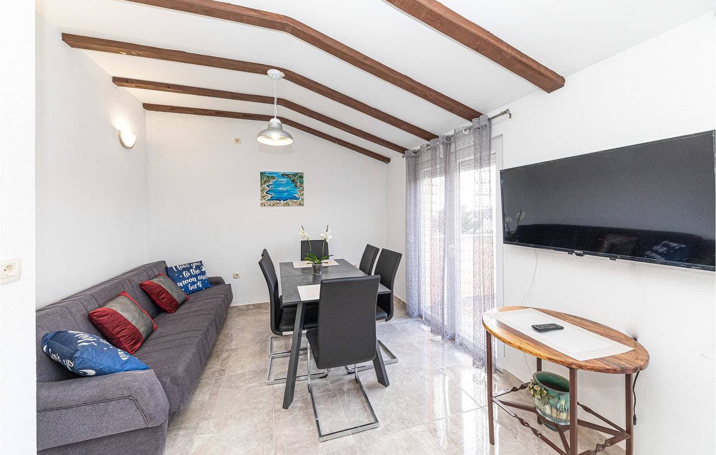 Foto 6 von 18: Apartment mit Meerblick, Terrasse, WLAN und Parkplatz – 1,5 km zum Strand