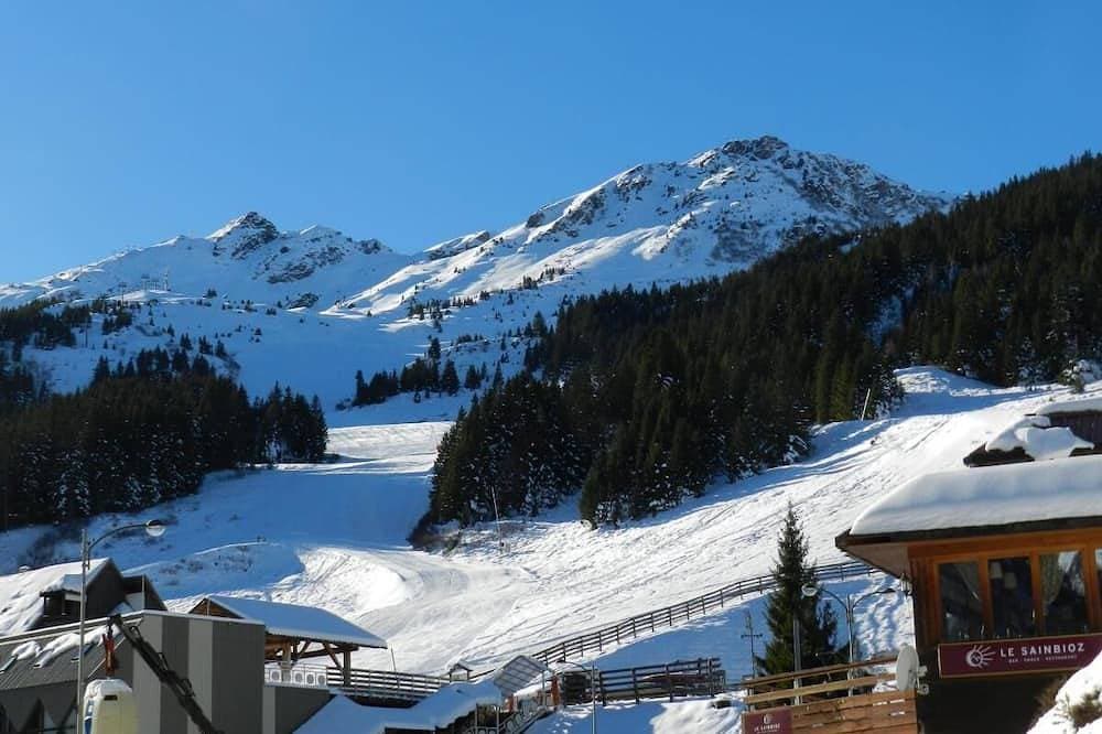 Foto 10 von 15: Bis 100m skipiste, blick tal/skipisten, balkon, parkmöglichkeiten, schließfach für die skier, 18m²