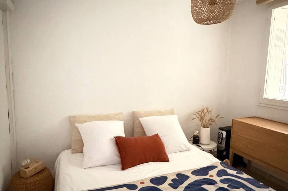 Foto 2 von 18: Neu Cassis Wohnung im Hafen, hinter dem Hafen, schöne Aussicht und Parki