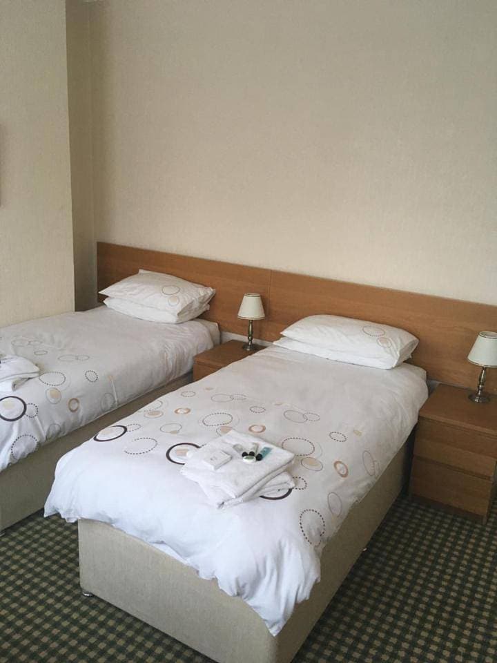 Foto 6 von 10: The Hawthornes Licensed Guest House