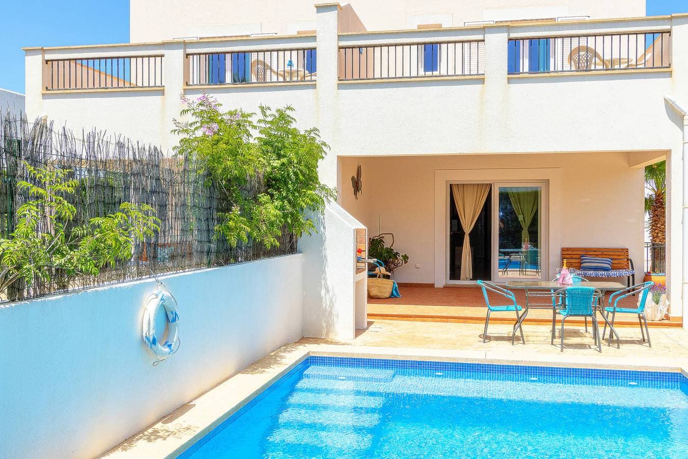 Foto 5 von 44: Villa Lagoa | Saltwater Pool & Walk to the Beach