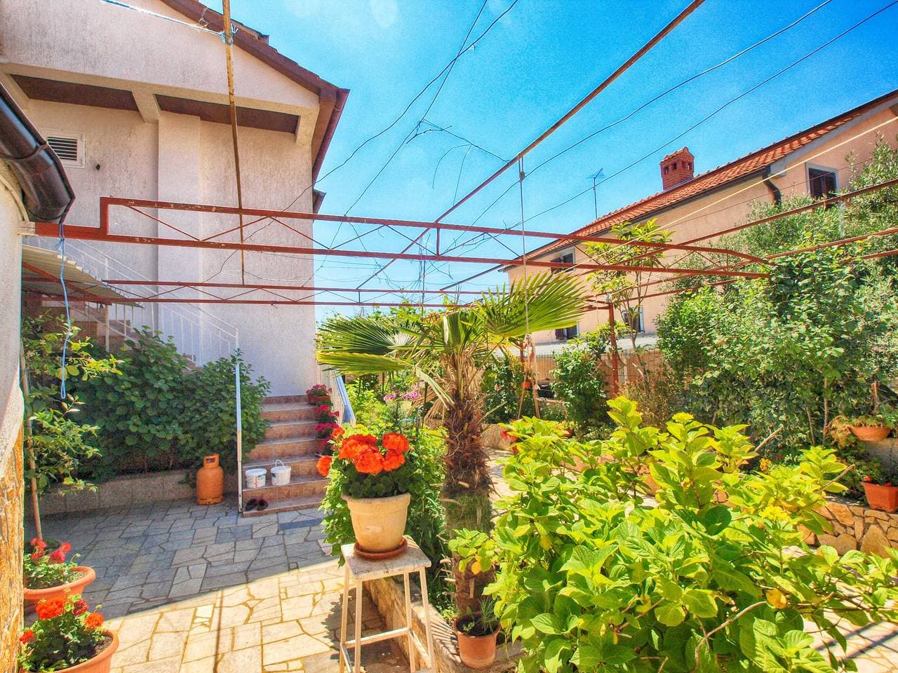 Foto 7 von 23: Ferienwohnung für 2 Personen mit Terrasse