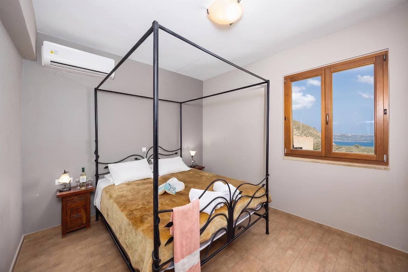 Foto 13 von 24: Villa für 5 Personen mit Meerblick