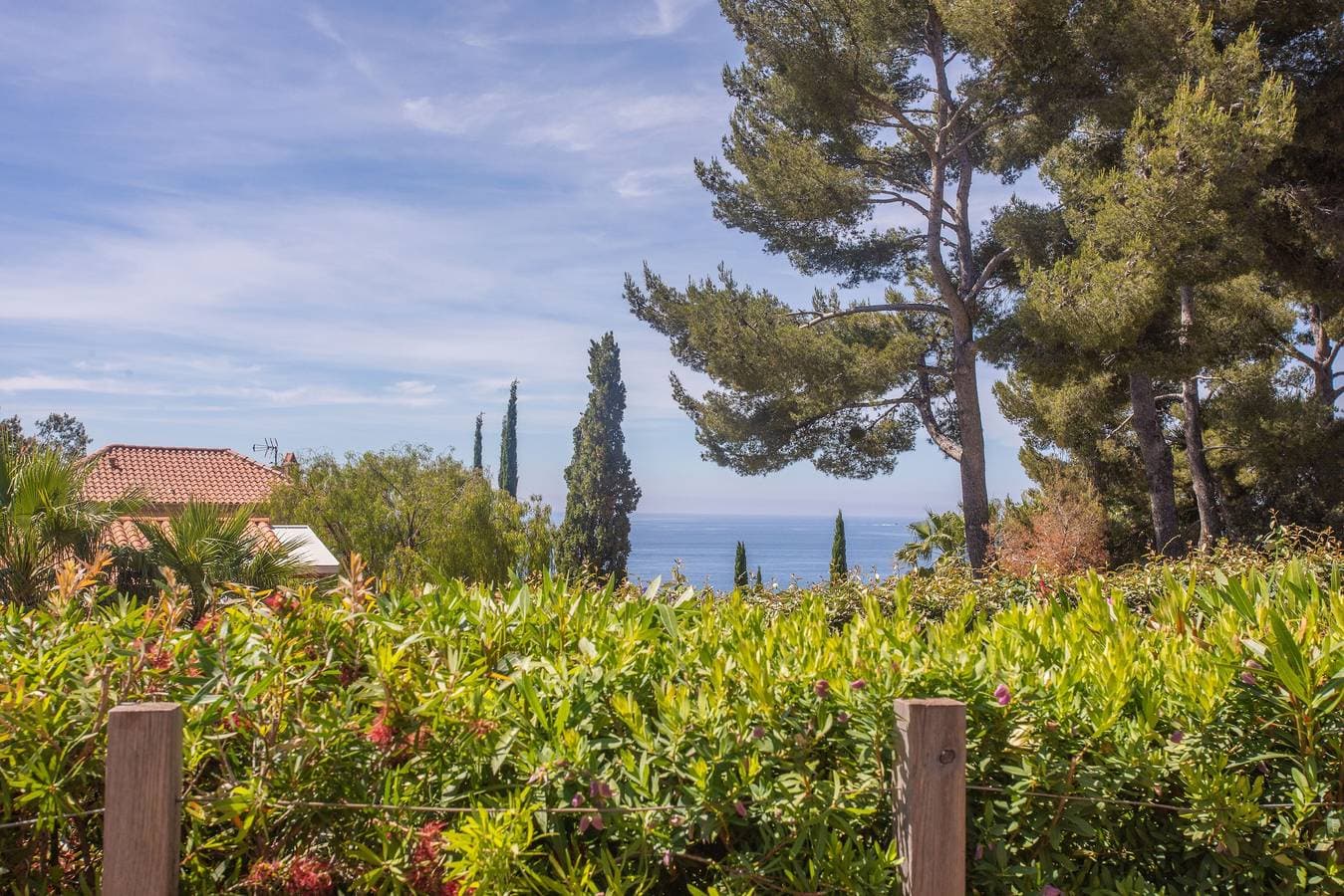 Foto 2 von 31: Ferienhaus 'Alpaga Esterel Meerblick' mit Meerblick, WLAN und Klimaanlage