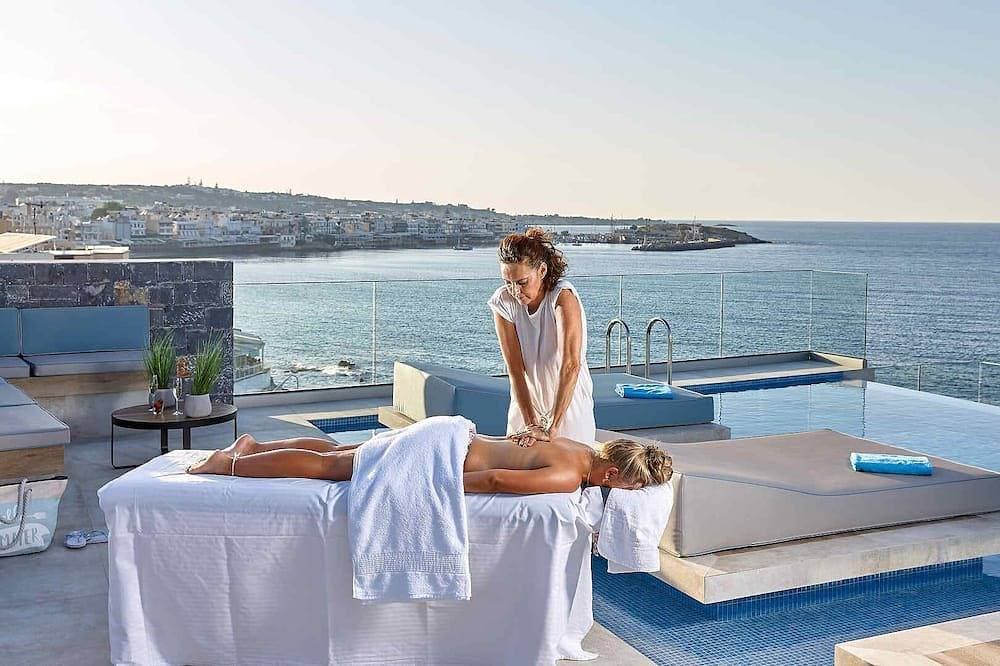Foto 11 von 20: Neu 1 Schlafzimmer Apartments mit Meerblick, Infinity-Pool, familienfreundlich, Strand
