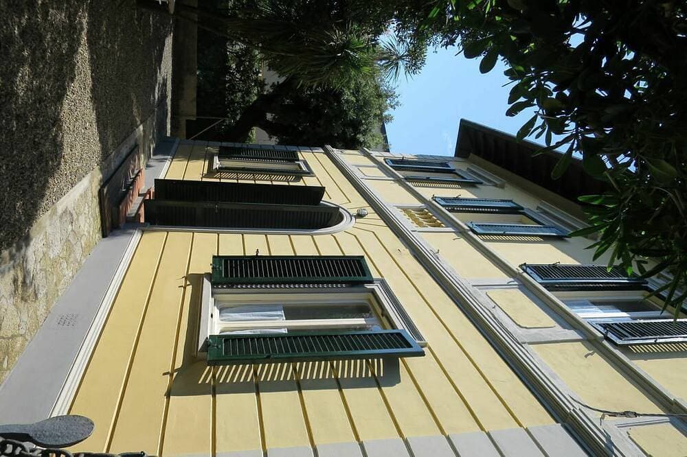 Foto 7 von 30: Wunderbares alleinstehendes Ferienhaus mit  W-Lan, TV, Innenhof und Haustiere erlaubt