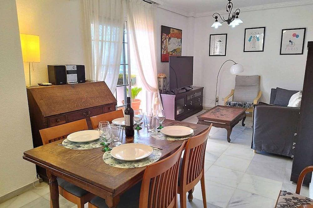 Foto 11 von 30: Penthouse in Estepona mit zwei Schlafzimmern und einem Badezimmer