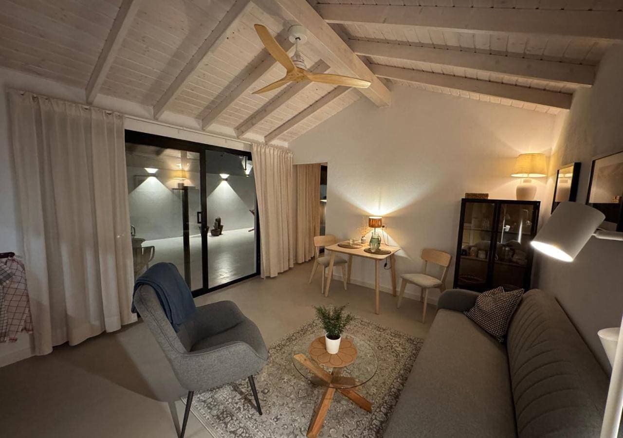 Foto 8 von 30: One-Bedroom Apartment with Terrace