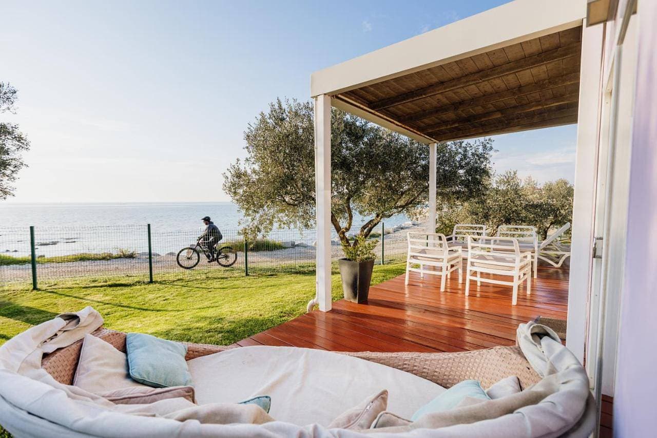 Foto 4 von 18: Two-Bedroom Mobile Home with Sea View