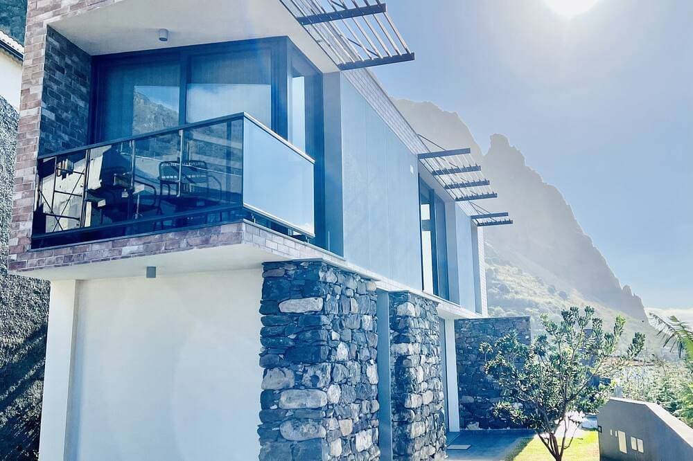 Haus am Meer by Your Madeira Rentals 1